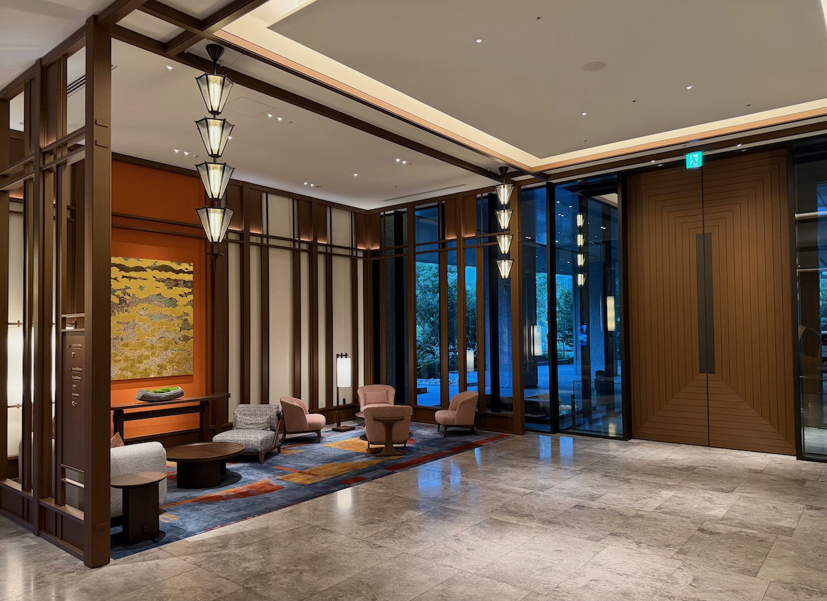 Ground level lobby of the Waldorf Astoria Osaka